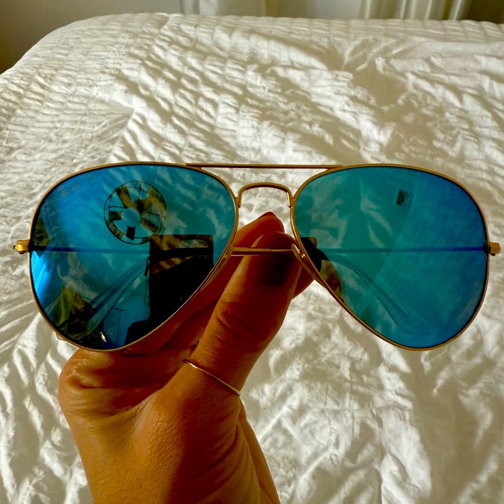 Ray-ban polarized blue lens aviator sunglasses lens size 58-14